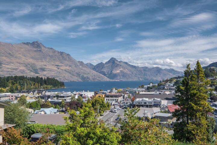 Magnificent Apartment With Great Views! Distretto di Distretto di Queenstown Esterno foto
